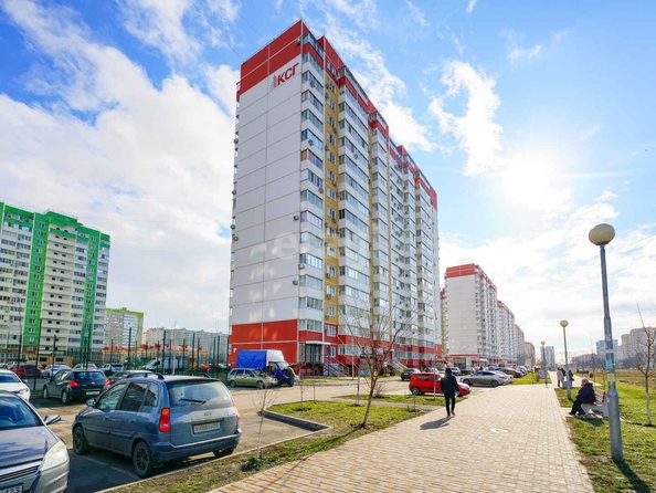 
   Продам 3-комнатную, 85 м², Черкасская ул, 60/1

. Фото 32.