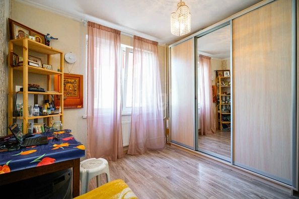 
   Продам 3-комнатную, 85 м², Черкасская ул, 60/1

. Фото 37.