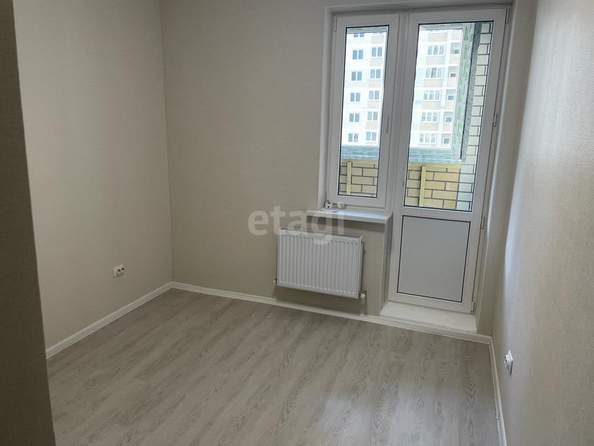 
   Продам 1-комнатную, 35 м², Заполярная ул, 39/10

. Фото 5.