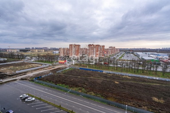 
   Продам 1-комнатную, 36.4 м², Константина Гондаря ул, 103 к1

. Фото 2.