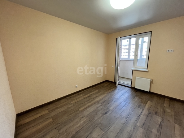 
   Продам студию, 24.7 м², Тургенева ул, 33/2  27

. Фото 3.