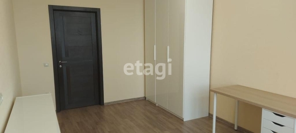 
   Продам 2-комнатную, 63.5 м², Шоссе Нефтяников ул, 22/1

. Фото 8.