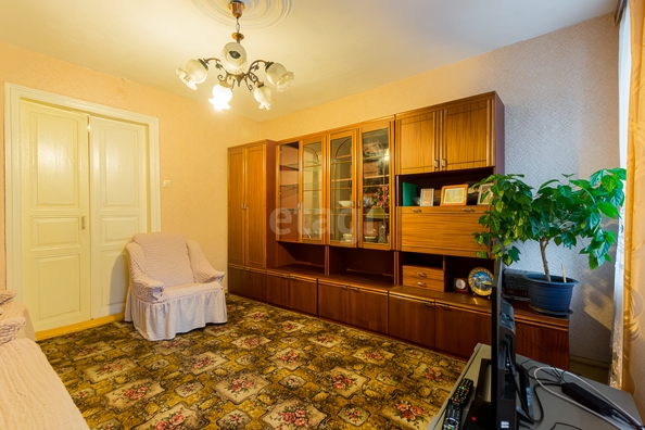 
   Продам 4-комнатную, 55.7 м², Ставропольская ул, 39/1

. Фото 3.