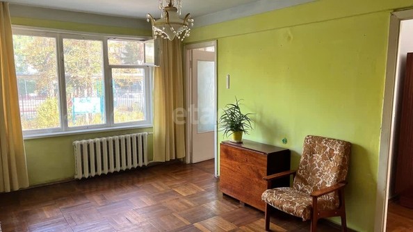 
   Продам 3-комнатную, 49.6 м², Новгородская ул, 13

. Фото 3.