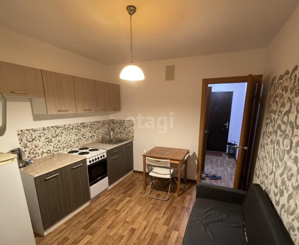 
   Продам 1-комнатную, 34.7 м², Черкасская ул, 135

. Фото 3.