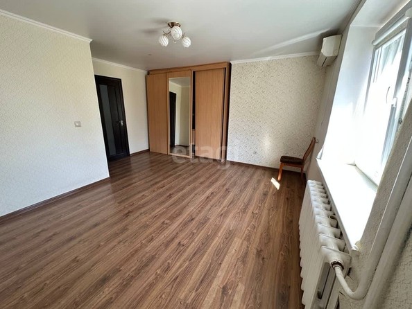 
   Продам 2-комнатную, 59.6 м², Донбасская ул, 8

. Фото 5.