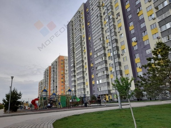 
   Продам 2-комнатную, 63.5 м², Виктора Нарыкова ул, 10

. Фото 12.