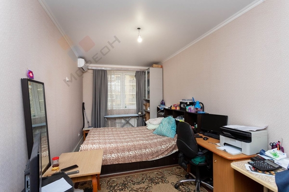 
   Продам 3-комнатную, 76 м², Московская ул, 118к1

. Фото 4.