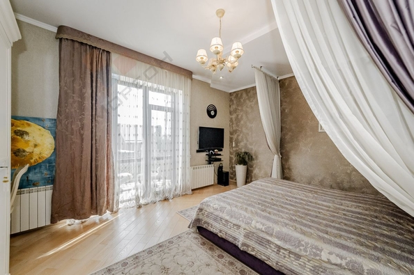 
   Продам дом, 330 м², Краснодар

. Фото 9.