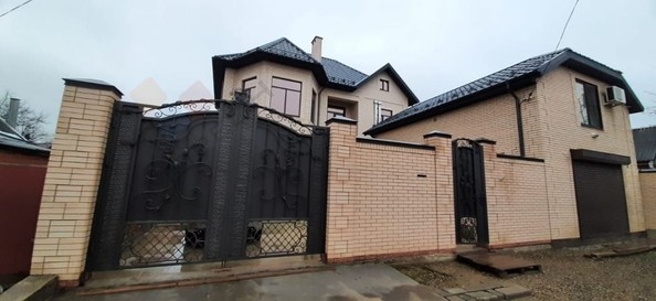 
   Продам дом, 324 м², Краснодар

. Фото 2.