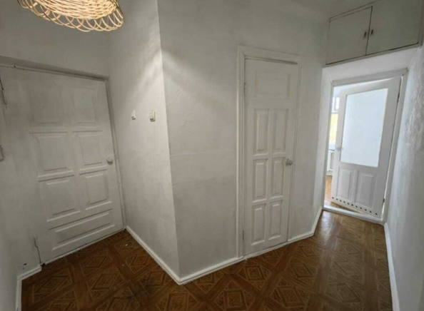
   Продам 1-комнатную, 30 м², Крымская ул, 216

. Фото 3.