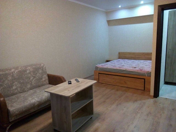 
   Продам 1-комнатную, 38 м², Ленина ул, 180к1

. Фото 5.