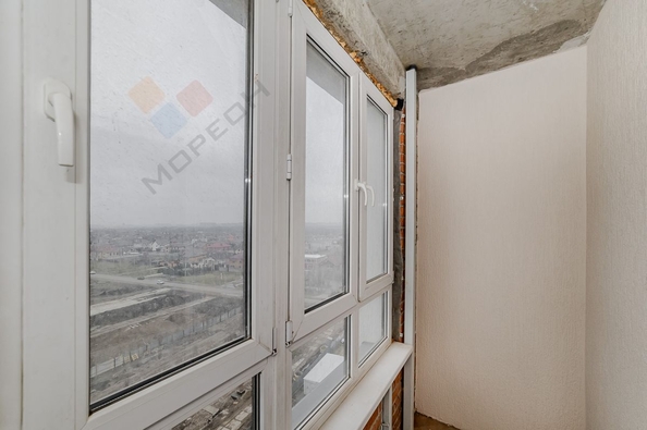 
   Продам 1-комнатную, 36 м², Питерская ул, 40

. Фото 10.