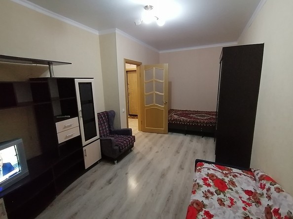 
   Продам 1-комнатную, 36 м², Парковая ул, 64Ак8

. Фото 1.