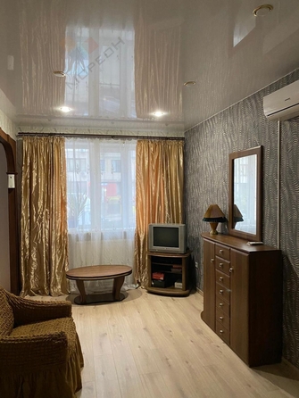 
   Продам 1-комнатную, 40.7 м², Сергея Есенина ул, 113

. Фото 3.