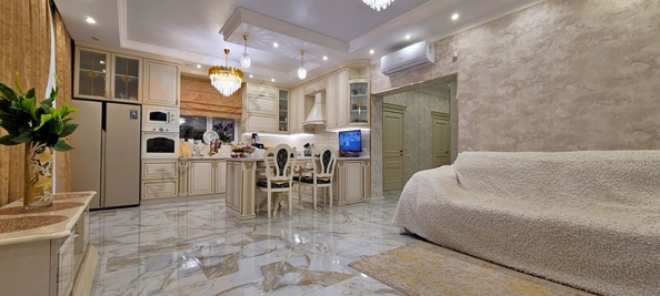 
   Продам дом, 170.1 м², Краснодар

. Фото 19.