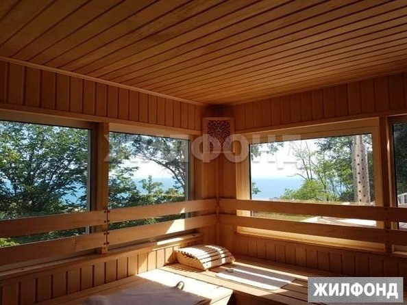 
   Продам дом, 300 м², Сочи

. Фото 2.