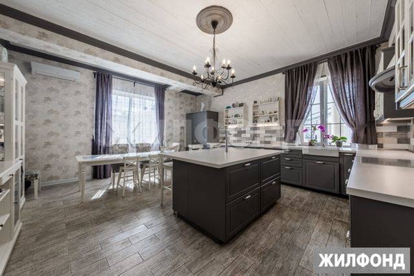 
   Продам дом, 300 м², Сочи

. Фото 5.
