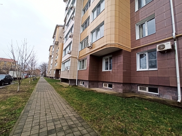 
   Продам 2-комнатную, 77 м², Трудящихся ул, 2Вк1

. Фото 26.