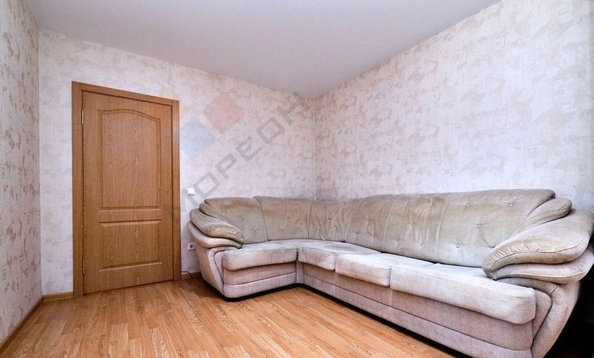 
   Продам 3-комнатную, 78 м², Героя Сарабеева В.И. ул, 7

. Фото 2.
