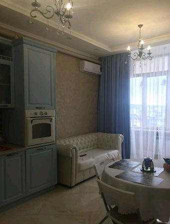 
   Продам 2-комнатную, 78 м², Киевская ул, 48

. Фото 1.