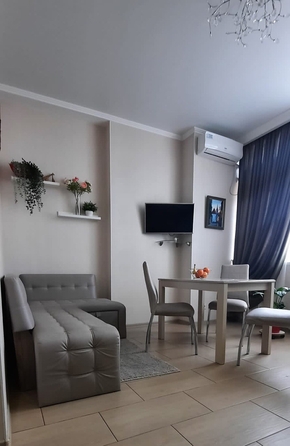 
   Продам 2-комнатную, 71 м², Рокотова ул, д 3

. Фото 1.