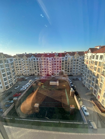 
   Продам 3-комнатную, 76 м², Витебская ул, к 6

. Фото 1.