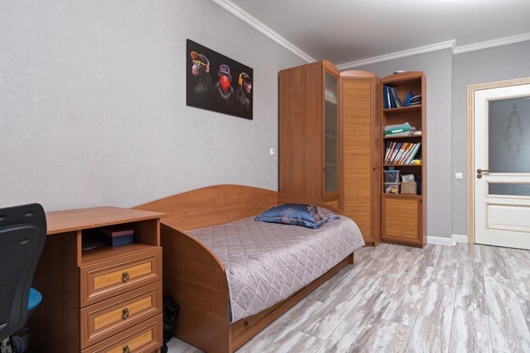 
   Продам 3-комнатную, 90 м², Свердлова ул, д 16

. Фото 10.