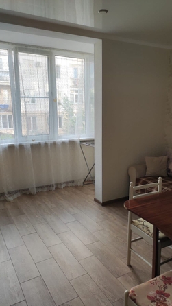 
   Продам 3-комнатную, 70 м², Дивноморская ул, к 19

. Фото 2.