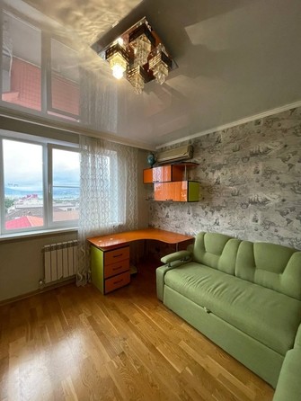 
   Продам 3-комнатную, 86 м², Севастопольская ул, д 19

. Фото 5.