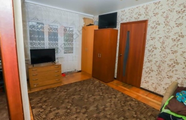 
   Продам 2-комнатную, 42.4 м², Славянская ул, 44

. Фото 2.