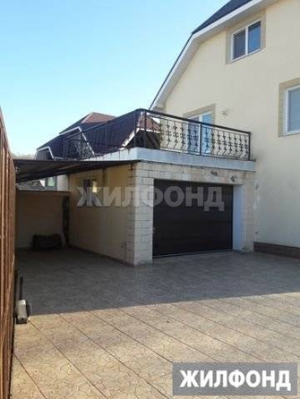 
   Продам дом, 250 м², Сочи

. Фото 3.