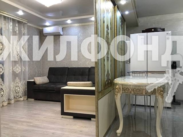 
   Продам 2-комнатную, 42 м², Тепличная ул, 83/1

. Фото 4.