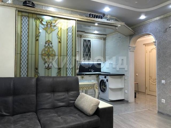 
   Продам 2-комнатную, 42 м², Тепличная ул, 83/1

. Фото 3.