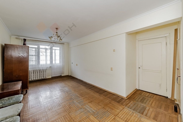 
   Продам 3-комнатную, 59.8 м², Атарбекова ул, 44

. Фото 3.