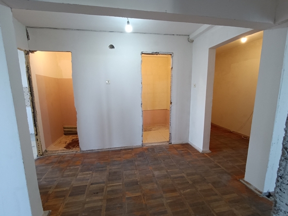 
   Продам 3-комнатную, 75 м², Лермонтова ул, 82

. Фото 2.