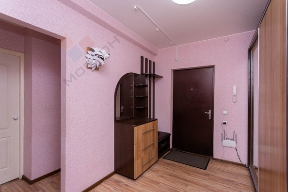 
   Продам 3-комнатную, 84.2 м², Героя Владислава Посадского ул, 52

. Фото 1.