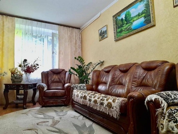 
   Продам 3-комнатную, 66 м², Кольцова ул, 19

. Фото 1.