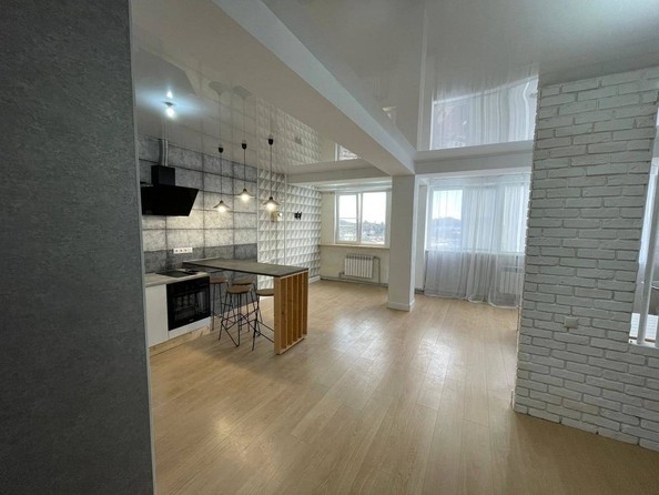 
   Продам 1-комнатную, 55 м², Гастелло ул, 41/3

. Фото 4.