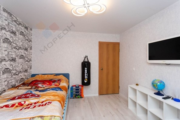 
   Продам 2-комнатную, 59.3 м², Генерала Трошева Г.Н. ул, 31

. Фото 2.