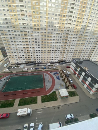 
   Продам 2-комнатную, 52.8 м², Заполярная ул, 39к10

. Фото 16.