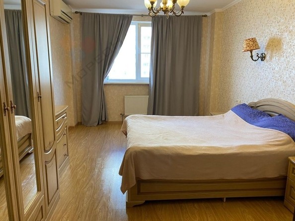 
   Продам 2-комнатную, 80.5 м², Кожевенная ул, 24

. Фото 9.