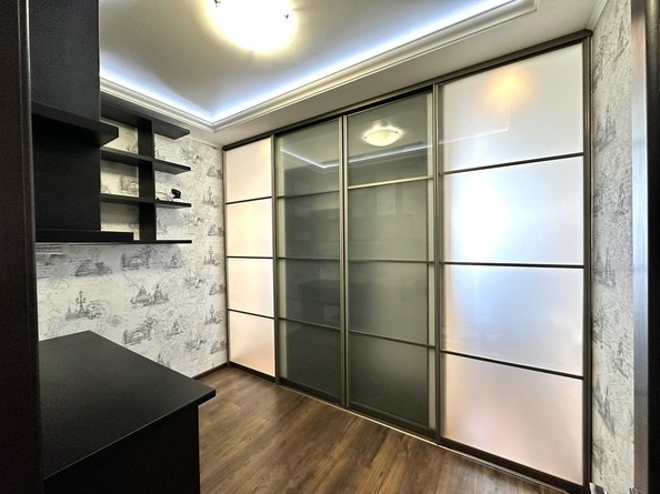 
   Продам 3-комнатную, 79 м², Ленина ул, 136

. Фото 10.