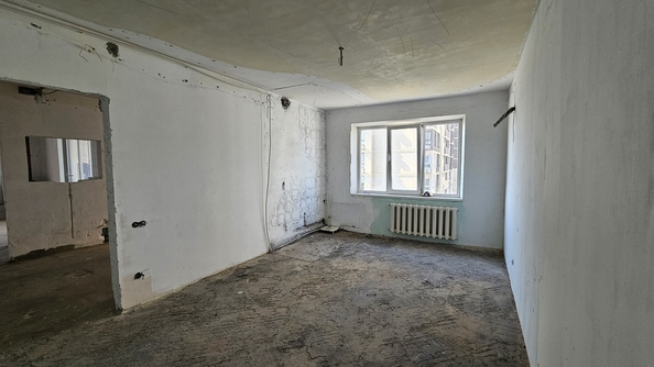 
   Продам 4-комнатную, 84 м², Ленина ул, 181

. Фото 4.