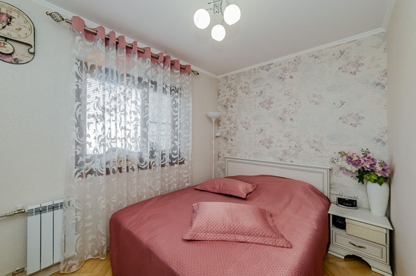 
   Продам 3-комнатную, 64.3 м², Дзержинского ул, 201

. Фото 3.