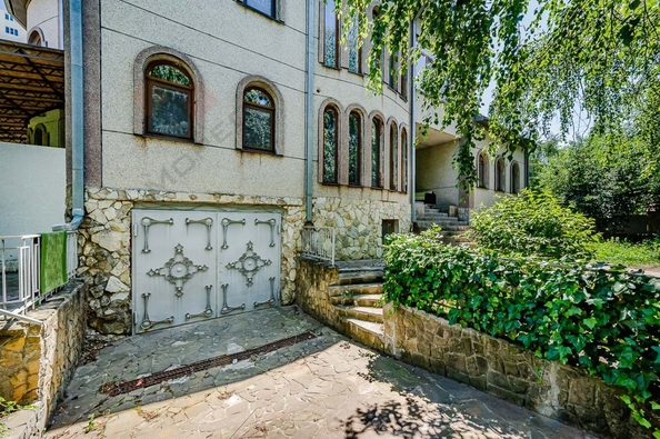 
   Продам дом, 526 м², Краснодар

. Фото 4.