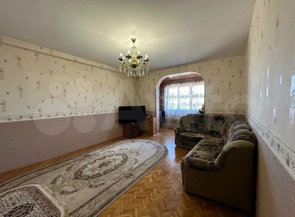
   Продам 3-комнатную, 90 м², Макаренко ул, 35

. Фото 2.