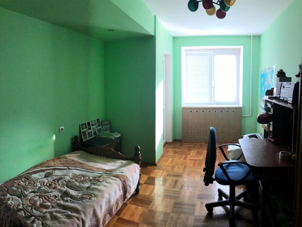 
   Продам 4-комнатную, 109 м², Родниковая ул

. Фото 10.