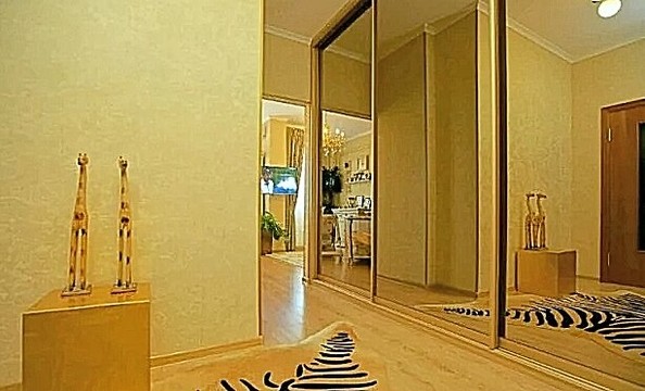 
   Продам 4-комнатную, 90 м², Тургенева ул, 55

. Фото 4.