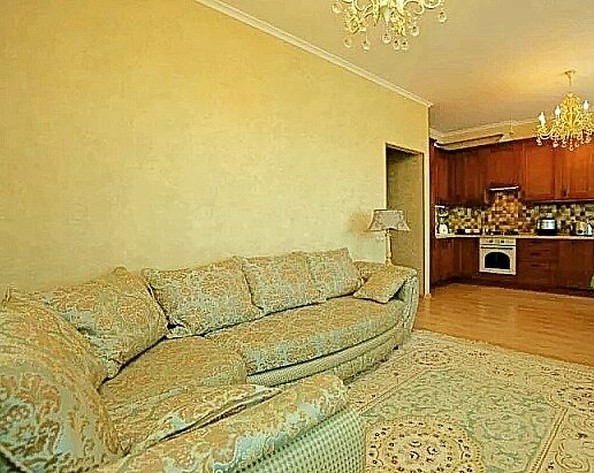 
   Продам 4-комнатную, 90 м², Тургенева ул, 55

. Фото 8.